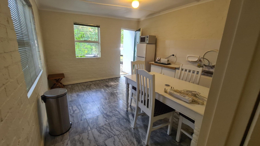 To Let 1 Bedroom Property for Rent in Paradyskloof Western Cape